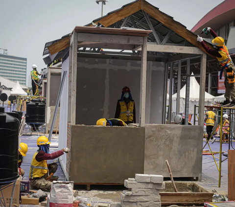 FOTO: Melihat Aksi Para Pekerja Unjuk Keahlian di Pameran Konstruksi Indonesia 2023