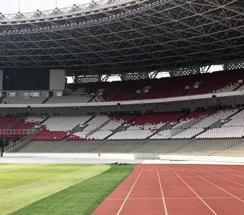 Penutup Rumput GBK Diimpor dari Inggris Jelang Konser Coldplay, Begini Penampakannya