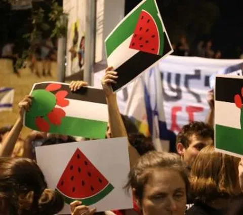 Social Media Buzzing with Watermelon Icon as a Symbol of Support for Palestine, Here's the History