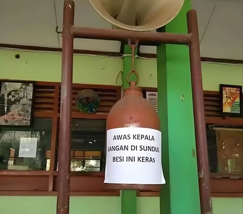 10 Foto Papan Peringatan atau Larangan dengan Tulisan yang Justru Bikin Ngakak