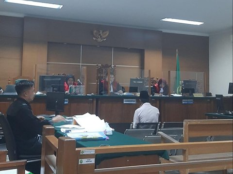 Parah! Dana Desa Dikorupsi Nyaris Rp1 Miliar, Dipakai Buat Karaoke dan Nyawer LC Setiap Malam