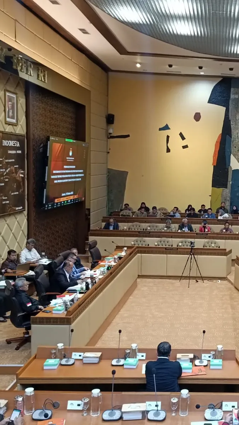 PDIP Kritik Keras KPU Kebablasan