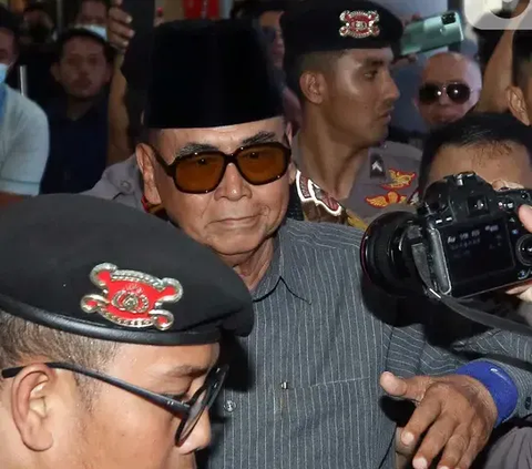 Whisnu menyampaikan pihaknya bakal mendalami dugaan penggunaan dokumen identitas palsu dengan perkara baru di luar kasus dugaan penggelapan dana Rp73 miliar.