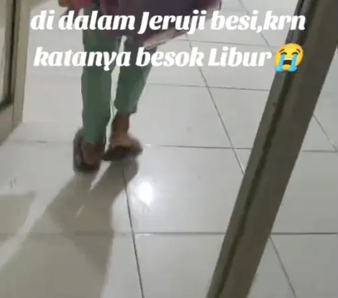 Menyesakkan Hati, Momen Pilu Gadis Kecil Ingin Temani Ibunya Tidur di Dalam Penjara 'Karena Besok Libur'