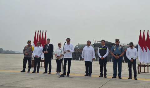 Dia menyampaikan bantuan ini akan diangkut dengan pesawat menuju Bandara El Arish, Mesir. <br>