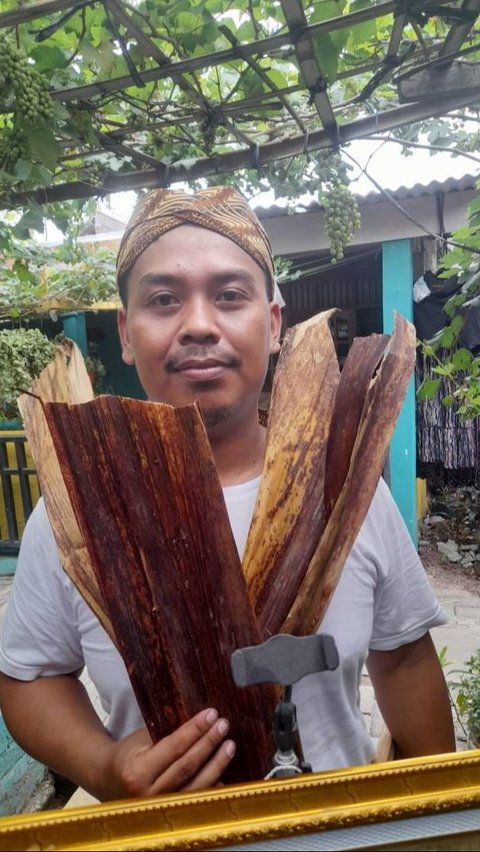 Pria di Tangerang Sulap Pelepah Pisang Jadi Lukisan Ciamik, Hasilnya Bikin Kagum