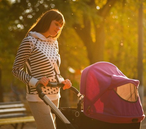 Danger of Covering Strollers with Cloth, Babies Can Overheat