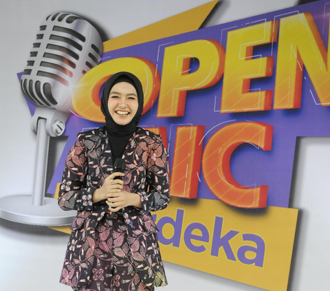 Open Mic Merdeka Vol I: Istri Bupati Taliabu Zahra Yolanda Cerita Kisah Cinta