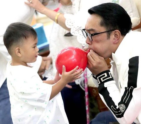 Ridwan Kamil Ungkap Anak Bungsunya Agak Trauma Saat Dibawa ke Tempat Ramai