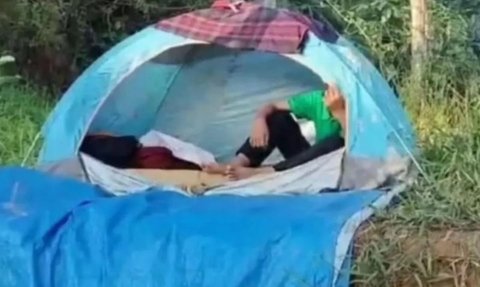 Anak Broken Home ini Pilih Tinggal Sendiri di Hutan Pakai Tenda, Ngaku Tak Lagi Mendapat Perhatian
