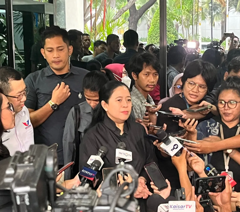 Ketua DPP PDI Perjuangan Puan Maharani merespons pernyataan Menko Marves Luhut Binsar Pandjaitan yang menyebut jangan mudah untuk menilai seseorang ingusan hingga pengkhianat.