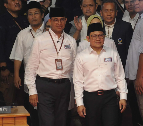 LSI Denny JA Ungkap 40,2 Persen Pemilih Ganjar Pindah Dukung Anies