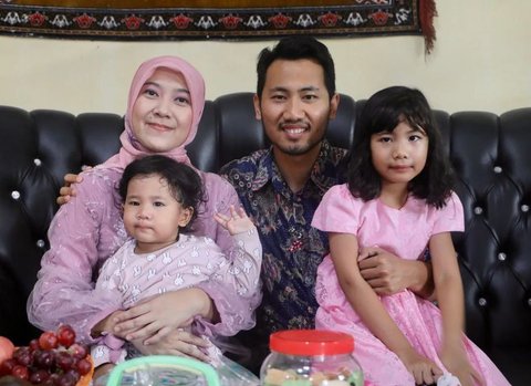 Cantik & Selalu Tampil Sederhana, Potret Dokter Vina Anak Cawapres Mahfud MD yang Tak Tersorot