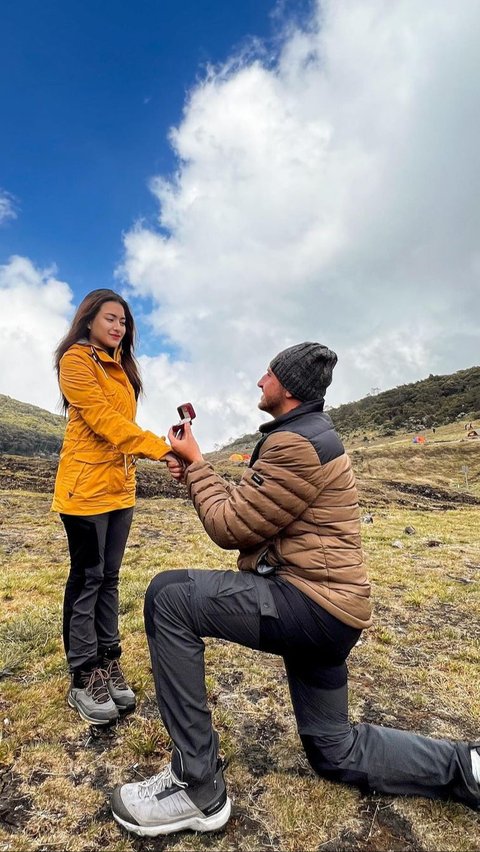 Dulu Ogah Buru-buru Nikah Lagi, Ini Alasan Nathalie Holscher Mau Terima Lamaran Ladislao Camara