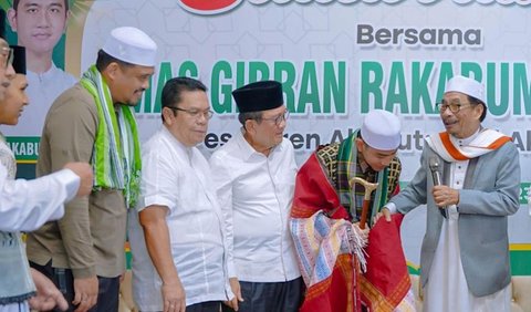 Tujuan dari kunjungan ini ialah untuk menyambung silaturahmi sekaligus tali persaudaraan. <br>