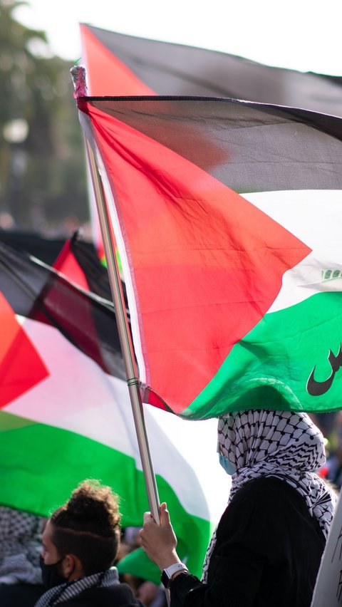 Di akhir tulisannya, akun @TorahJudaism dengan tegas menyatakan jika kelompok mereka mendukung penuh Palestina.