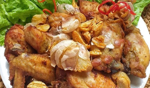 6.	Ayam Goreng Bawang Pedas