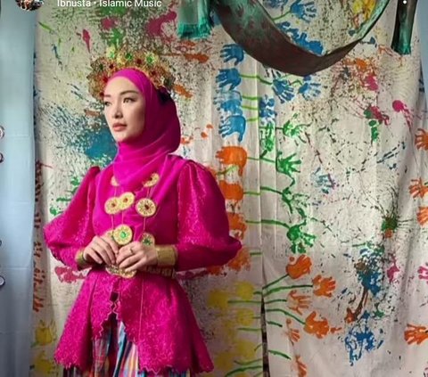 Cantik dan Bikin Pangling, Penampilan Terbaru Zaskia Gotik yang Mantap Berhijab Disebut Mirip Inara Rusli