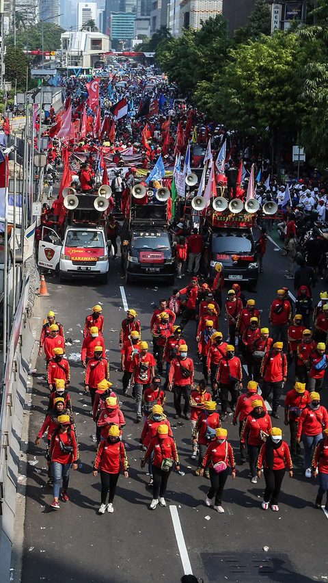 UMP Tahun 2024 di NTB Diusulkan Naik jadi Rp2,4 Juta per Bulan