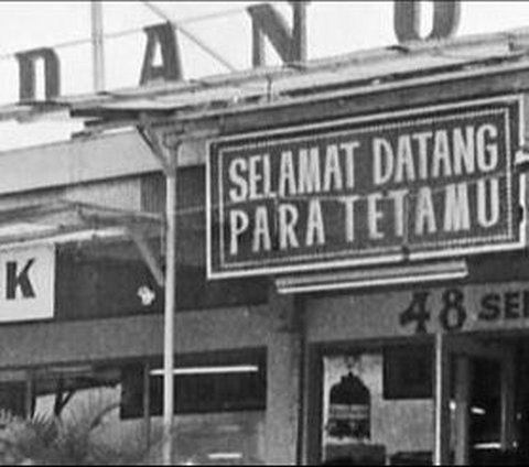 Potret Lawas Rumah Makan Padang di Bandung Tahun 1971, Menu Makanan Beda Banget dengan Masa Sekarang