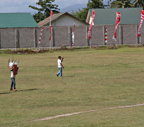 Pemerintah Bakal Bangun Satu Lapangan Bola Berstandar Nasional di Setiap Desa