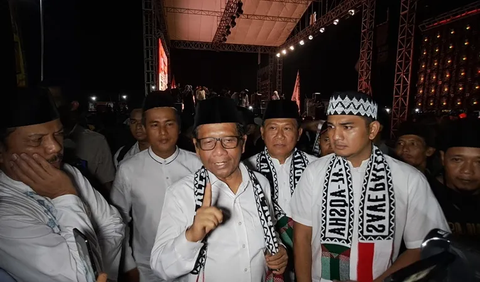 Aryo menilai, Mahfud punya kekuatan dan kelebihan yang bisa diandalkan untuk mengerek dukungan. Meski dikenal tegas dan berani, Mahfud sangat luwes.<br>