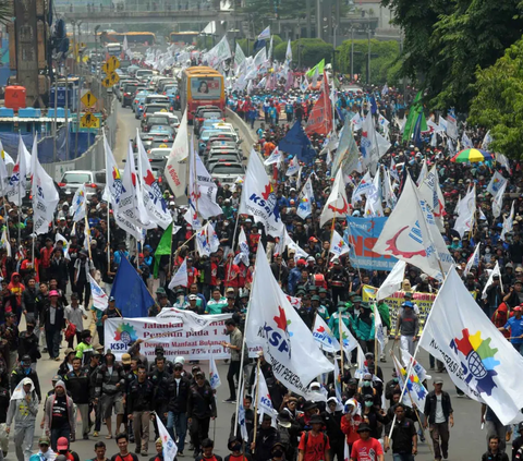 Pemerintah Jelaskan Kenapa UMP 2024 Tak Bisa Naik 15 Persen Sesuai Keinginan Buruh