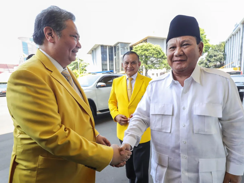 Airlangga Pastikan Khofifah Bantu Pemenangan Prabowo-Gibran di Jatim Meski Tak Masuk Struktur Tim Kampanye