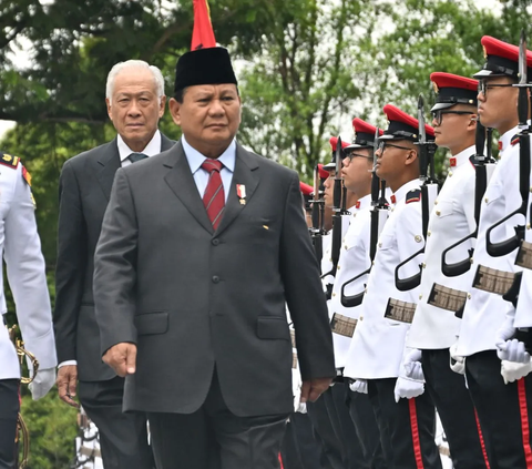 Prabowo Terima Penghargaan Militer Tertinggi dari Pemerintah Singapura