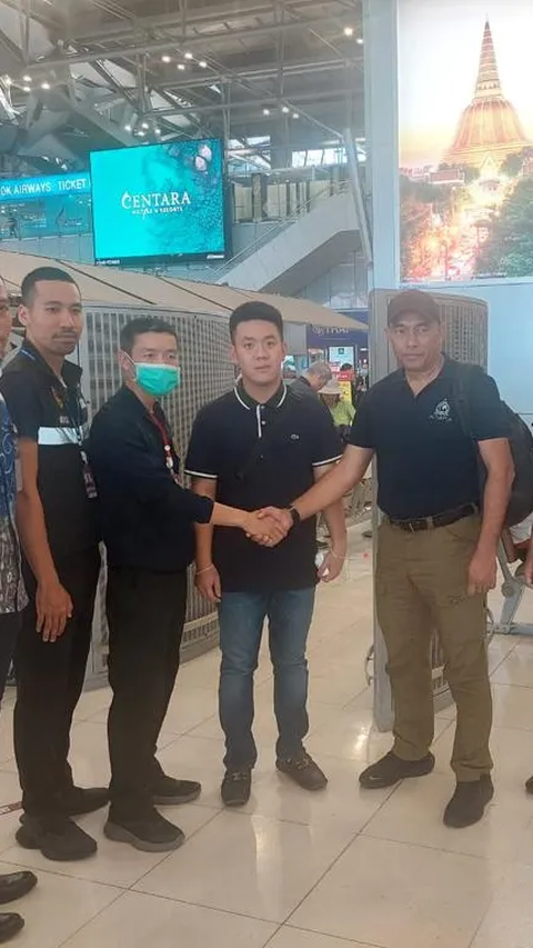 Ditangkap di Thailand, Christoper Penipu Jessica Iskandar Tiba di Bandara Soekarno-Hatta