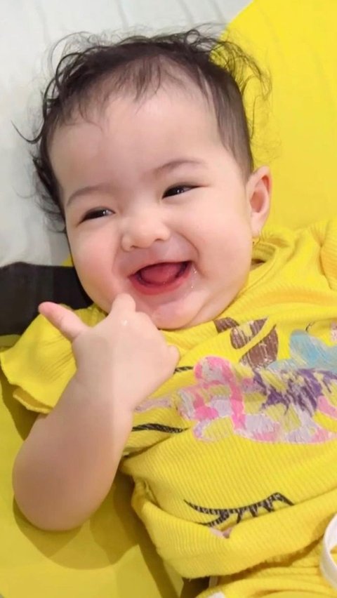 Potret Terbaru Baby Kenes, Super Gemesin Banget Anak Pedangdut Nella Kharisma