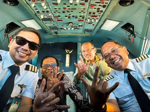 Mahfud Pose Tiga Jari Bersama Pilot Garuda, TPN: Bukan Kampanye