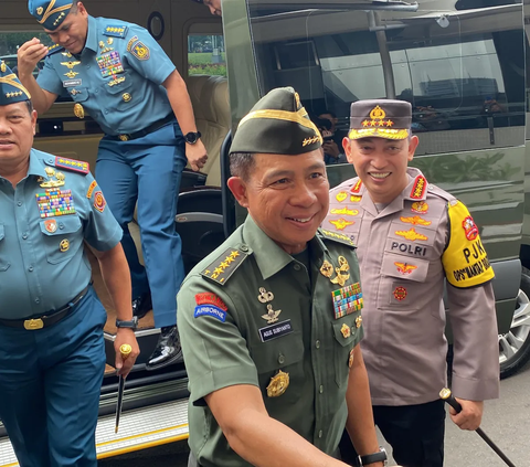 Dilantik Jadi Panglima TNI, Jenderal Agus Subiyanto Jadi Kasad Tersingkat Sepanjang Sejarah