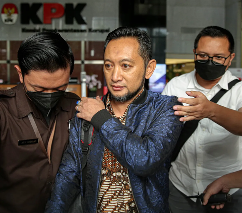 Eks Kepala Bea Cukai Makassar Andhi Pramono Jalani Sidang Perdana Gratifikasi dan TPPU