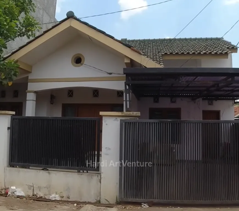 Potret Rumah Sederhana Keluarga Rizky Febian saat Kecil, di Dalamnya Banyak Foto-foto Almarhumah Lina Zubaedah