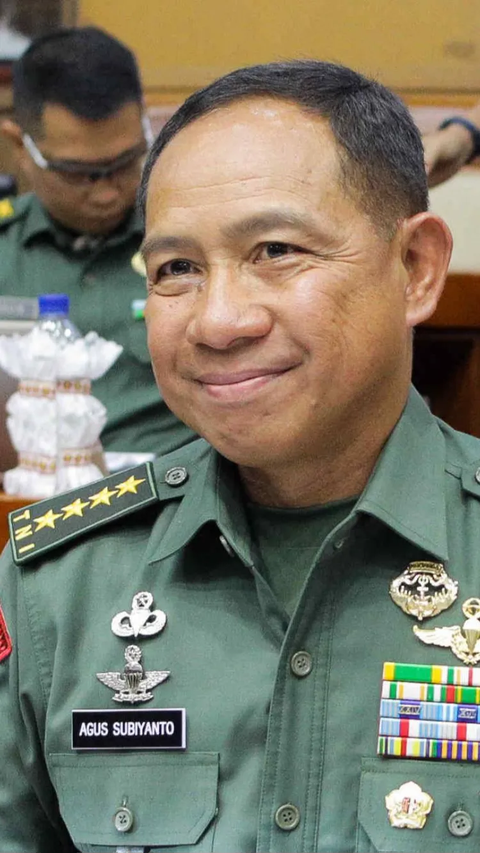 Jenderal TNI Agus Bocorkan Calon Kuat Kasad, Sosoknya Bintang Tiga Paling Menonjol<br>