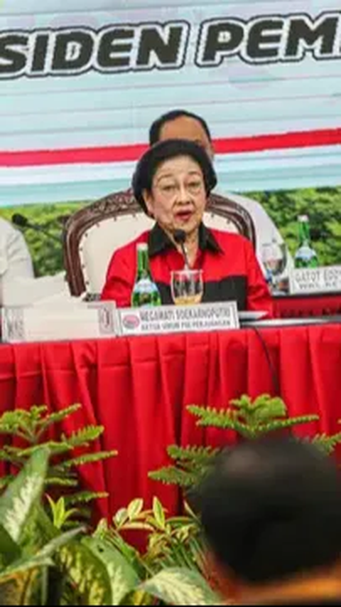 Megawati PDIP Kritik Pemerintah Impor Beras Besar-besaran: Biarkan Petani Nikmati Hasil Panen