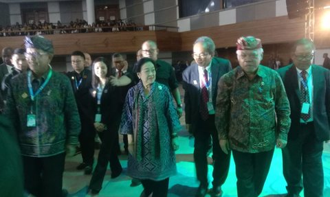 Dianggap Berkontribusi di Bidang Engineering, Megawati dapat Penghargaan dari Federasi Insinyur se-ASEAN