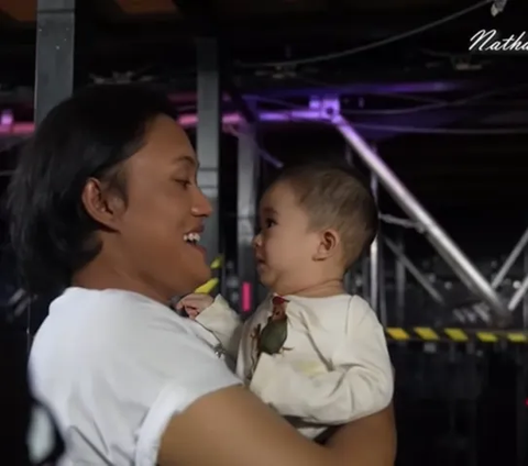 Ternyata Rizky Febian di Masa Kecil Suka Bernyanyi, Sang Bibi 'Sudah Bakat Seni dari Ortu'