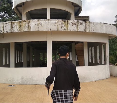 Potret Mewah Masjid Kapal Pesiar di Atas Bukit Mojokerto, Tempat Tinggal Puluhan Anak Yatim