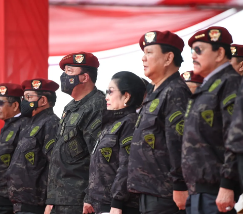 Anggota Komisi I DPR RI dari Fraksi PDIP TB Hasanuddin, mengaku belum mengetahui adanya isu pergantin Kepala Badan Intelijen Negara (BIN) Budi Gunawan (BG).