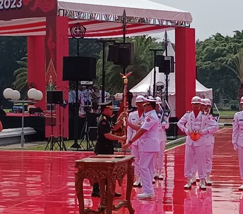 Sertijab Panglima TNI, Laksamana Yudo Margono Serahkan Tongkat Komando Kepada Jenderal Agus Subiyanto