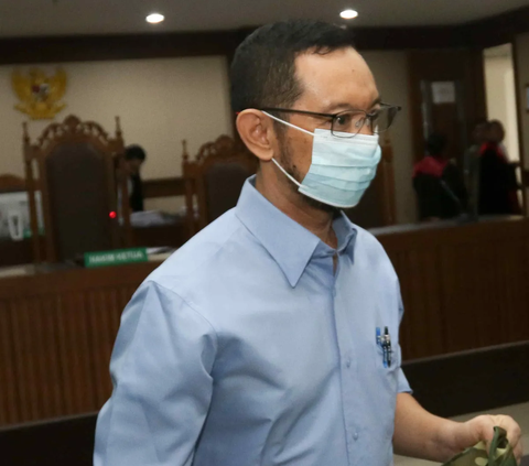 Eks Kepala Bea Cukai Makassar Andhi Pramono Didakwa Terima Gratifikasi Rp50 Miliar