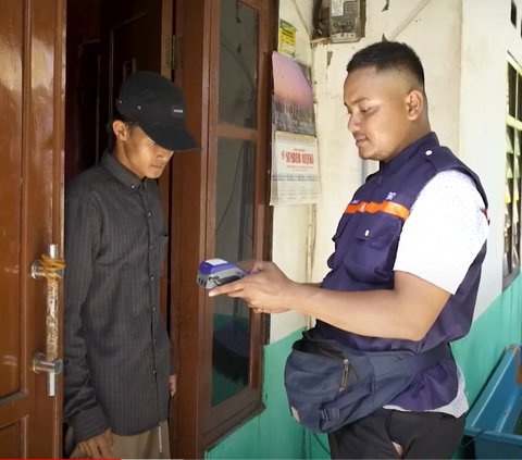 FOTO: Cerita Agen BRILink Jadi Jembatan Transaksi Perbankan Bagi Masyarakat di Muara Gembong Bekasi