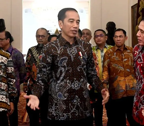 Stafsus Jokowi Buka Suara Soal Beredar Dokumen Hoaks Reshuffle Semua Menteri PDIP