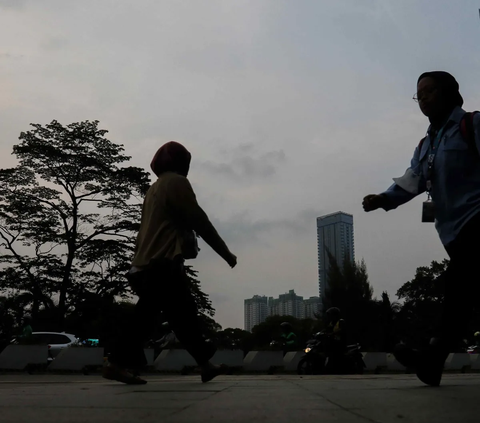 UMP Jawa Tengah 2024 Jadi Salah Satu Terendah, Pengeluaran Aman Pekerja Rp815.000 per Bulan