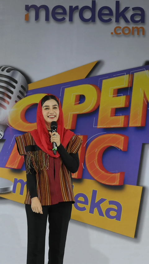 Curhat Istri Bupati Trenggalek, Dapat Undangan 'Horror' Stand Up Comedy 