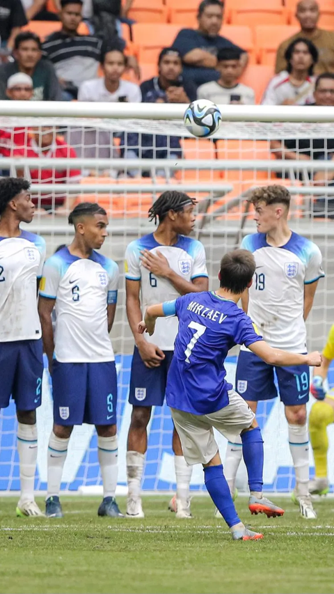 Gol cantik ini membuat Timnas Inggris U-17 yang merupakan runner up Piala Dunia U-17 2019 harus tersingkir dari ajang itu.