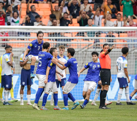 FOTO: Aksi Uzbekistan Tampil Menggebrak dan Sukses Singkirkan Inggris dari Piala Dunia U-17 2023 di Babak 16 Besar