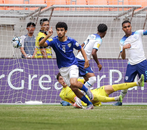 FOTO: Aksi Uzbekistan Tampil Menggebrak dan Sukses Singkirkan Inggris dari Piala Dunia U-17 2023 di Babak 16 Besar